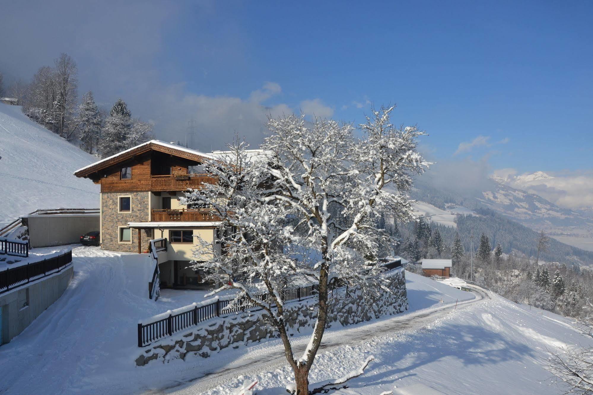 Chalets & Apartments Wachterhof Kaltenbach Exterior photo